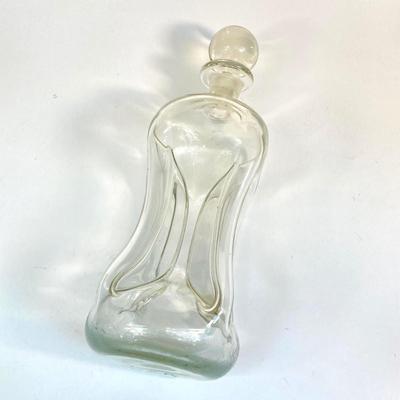 LOT 168: Vintage Entertaining Collection - Crown Glass Decanter, Kluk Kluk Glass Decanter and Etched Cambridge Style Glassware Set