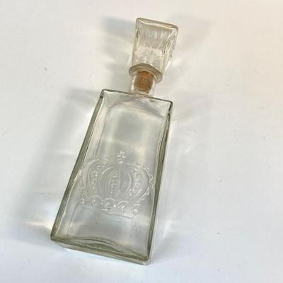 LOT 168: Vintage Entertaining Collection - Crown Glass Decanter, Kluk Kluk Glass Decanter and Etched Cambridge Style Glassware Set