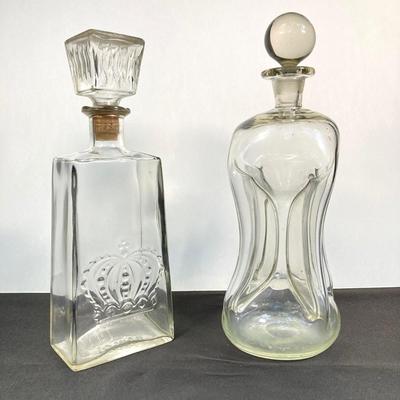 LOT 168: Vintage Entertaining Collection - Crown Glass Decanter, Kluk Kluk Glass Decanter and Etched Cambridge Style Glassware Set