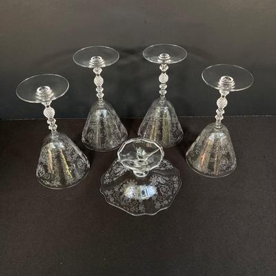 LOT 168: Vintage Entertaining Collection - Crown Glass Decanter, Kluk Kluk Glass Decanter and Etched Cambridge Style Glassware Set