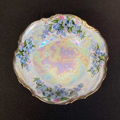 LOT 170: Vintage Decorative Collection - Cobalt Blue Shell, Greek Style Cherub Vase, Trimont Ware Japan Bowl, Villanova University Bud...