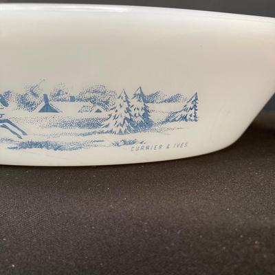 LOT 173: Vintage Bakeware - Corning Ware, Pyrex, Pampered Chef, Glassbake and More