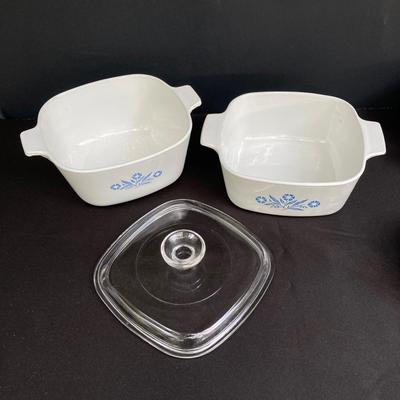 LOT 174: Classic Vintage Corning Ware Blue Cornflower Cookware