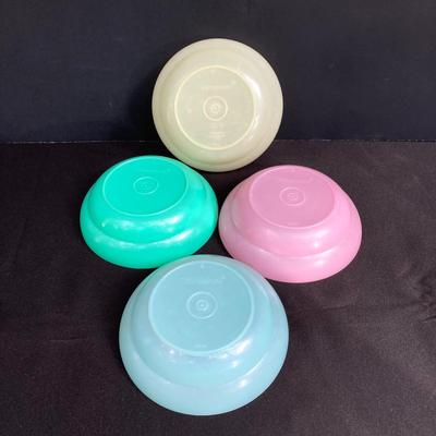 LOT 175: Vintage Tupperware - Egg Holder, Coaster Set, Bowls and Pie Slice Holder