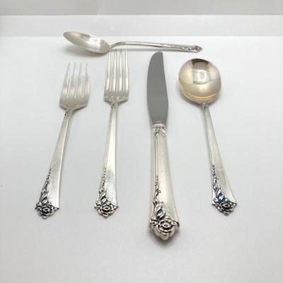 LOT 55: Damask Rose Heirloom Sterling Flatware Set with Two Sterling Ladles - 2,007.7 gtw