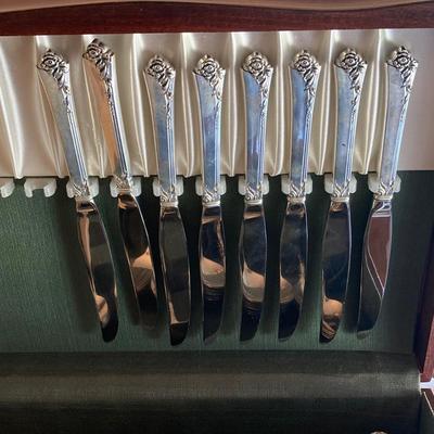 LOT 55: Damask Rose Heirloom Sterling Flatware Set with Two Sterling Ladles - 2,007.7 gtw