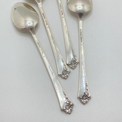 LOT 55: Damask Rose Heirloom Sterling Flatware Set with Two Sterling Ladles - 2,007.7 gtw