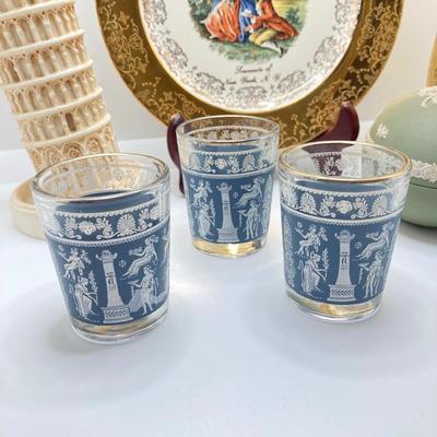 LOT 67: Collection of Home Decor - Gold Tone Vase, Sabin Crest-O-Gold 22K Souvenir New York, NY Plate, Leaning Tower of Pisa Candlestick...