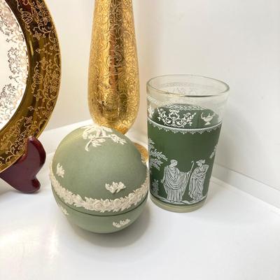 LOT 67: Collection of Home Decor - Gold Tone Vase, Sabin Crest-O-Gold 22K Souvenir New York, NY Plate, Leaning Tower of Pisa Candlestick...