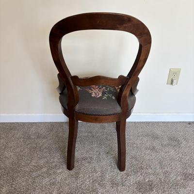 LOT 87: Antique Sewing Box w/Notions & Vintage Victorian Chair w/Needlepoint Seat