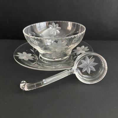 LOT 93: Beautiful Swirl Glass Footed Cornacopia, Etched Pyrex Serving Dishes w/Metal Holders & Etched Floral Condiment Set