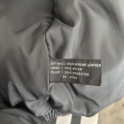 LOT 97: World Alliance Leather Coat, sz M