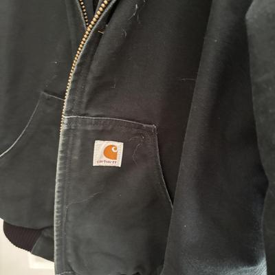 LOT 98: Carhartt Black Coat, sz M