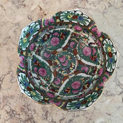 LOT 102: Vintage Porcelain Plates & Bowl