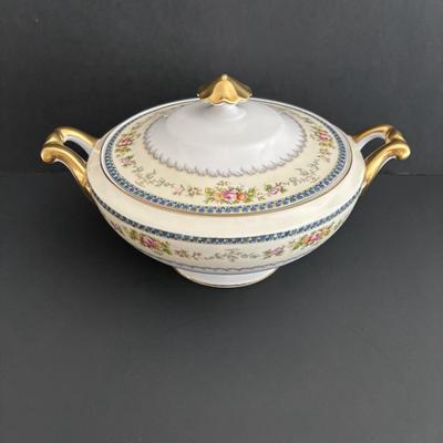 LOT 105: Vintage Meito Japan Hand Painted Serving China