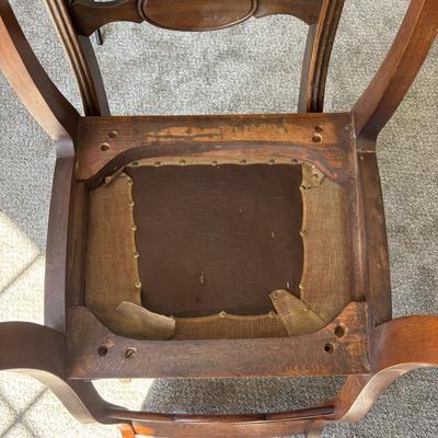 LOT 500: Vintage Chairs w/Needlepoint Seats