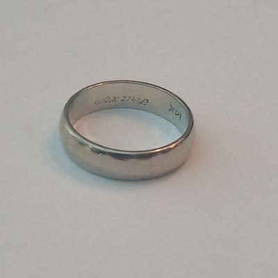 14K engraved "First Love" white gold wedding / engagement band Size 7