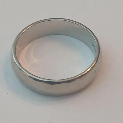 14K engraved "First Love" white gold wedding / engagement band Size 7