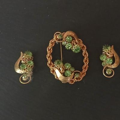 Vintage Peridot Brooch with matching earrings - August Birthstone