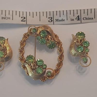 Vintage Peridot Brooch with matching earrings - August Birthstone