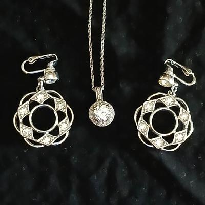 Sarah Coventry Circle Clip on Earrings with rhinestones and a necklace that almost matches