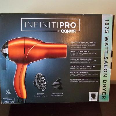 Lighted Vanity Mirror/Magnifier & Professional Hair Care Items (UGB1-JS)