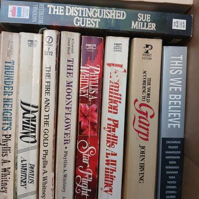 Large variety of paperback books - Cythia Freeman - Carol Bernett - Sue Miller and other Authors