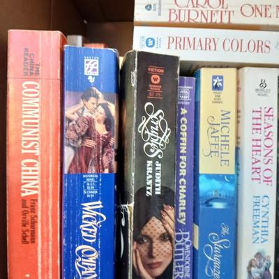 Large variety of paperback books - Cythia Freeman - Carol Bernett - Sue Miller and other Authors
