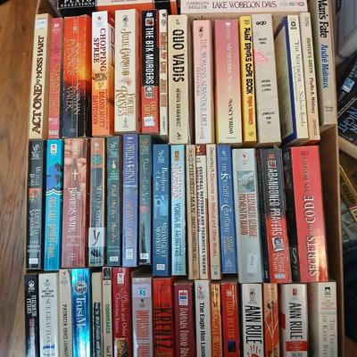 Box full of Paperback books - Robin Cook - Ann Rule - John Sandford and other fantastic authors