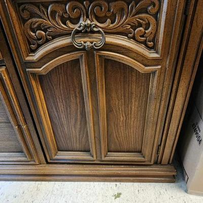 Sale Photo Thumbnail #357: Lenoir House by Broyhill China Hutch. 2 pieces..gorgeous but very large. Bring help to load please.