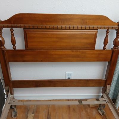 Twin sized bed nice wooden headboard bed with bedding and excellent older mattress and Boxsprings