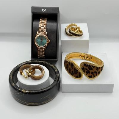 Sale Photo Thumbnail #505