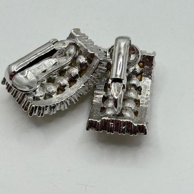 Sale Photo Thumbnail #541