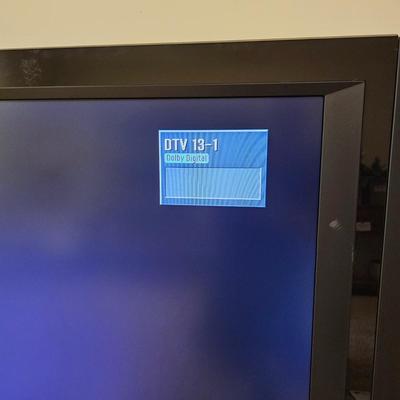 LG 37" LED LCD TV w/Speakers, Remote & Manual (UGB3-JS)