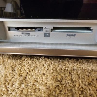 LG 37" LED LCD TV w/Speakers, Remote & Manual (UGB3-JS)
