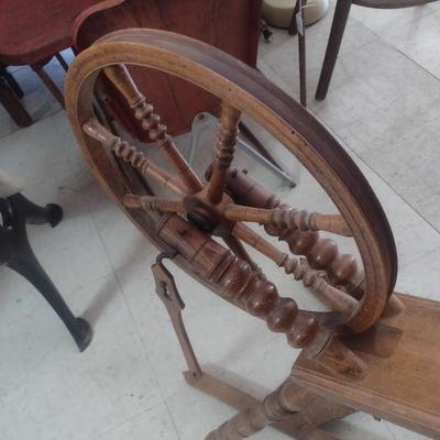 Antique Wood Thread Spinning Wheel
