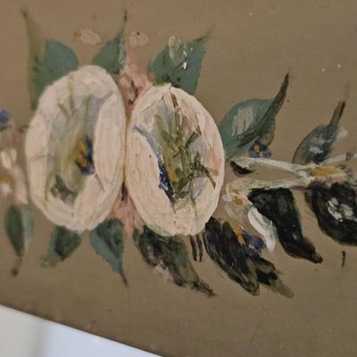 Vintage Hand-Painted Three Drawer Dresser w/Mirror. (UGB2-JS)