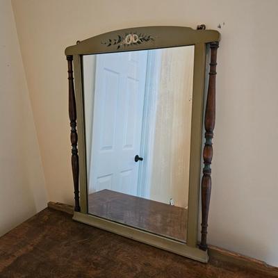 Vintage Hand-Painted Three Drawer Dresser w/Mirror. (UGB2-JS)