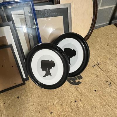Large Assortment of Picture Frames (BS-RG)
