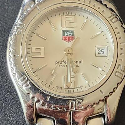 TAG Heuer Professional 200 meter watch