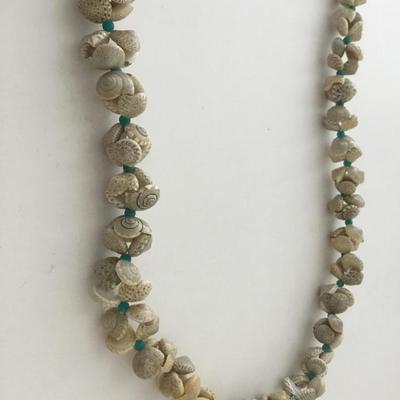 Shells beautiful fashion necklace