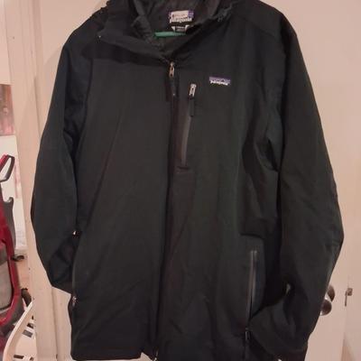 Like New Men's Patagonia Coat