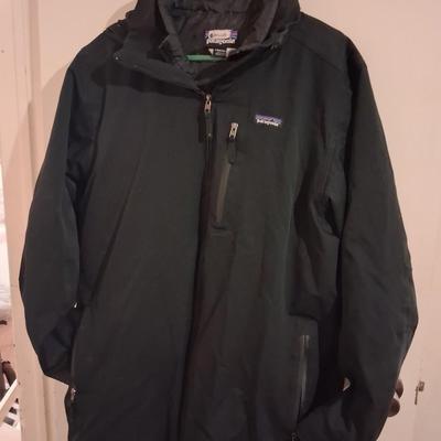 Like New Men's Patagonia Coat