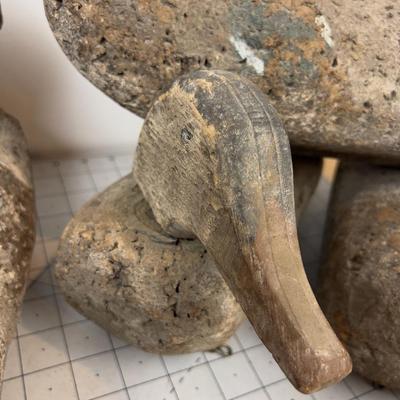 Sale Photo Thumbnail #408: Cool old set of handmade decoys bet they still work!!! 6 decoys.