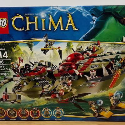 Sale Photo Thumbnail #674: A transformative aquatic battle set that combines intricate design with dynamic play features for young builders seeking imaginative adventures.

• Includes 6 unique minifigures
• Movable crane and weapon systems
• Detachable smaller vehicles
• Tr