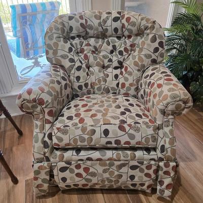 Swivel/rocker recliners