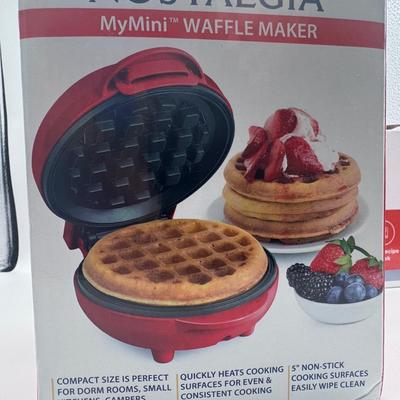 Pampered Chef & Kitchen Friends Bundle