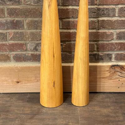 2 TALL WOODEN CANDLE HOLDERS WITH FLAMELESS CANDLES