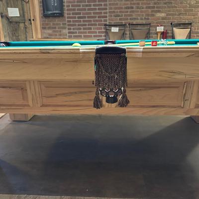 BEAUTIFUL CUSTOM MADE WORMY MAPLE SLATE POOL TABLE IN EXCELLENT CONDITION