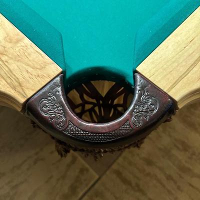 BEAUTIFUL CUSTOM MADE WORMY MAPLE SLATE POOL TABLE IN EXCELLENT CONDITION